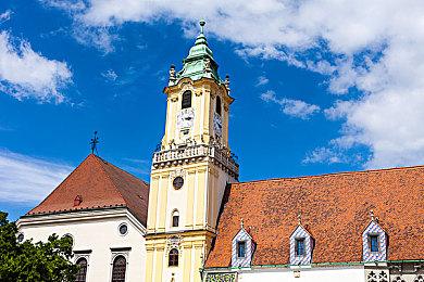 微软公布Xbox精英版无线手柄2代青春版红蓝新配色